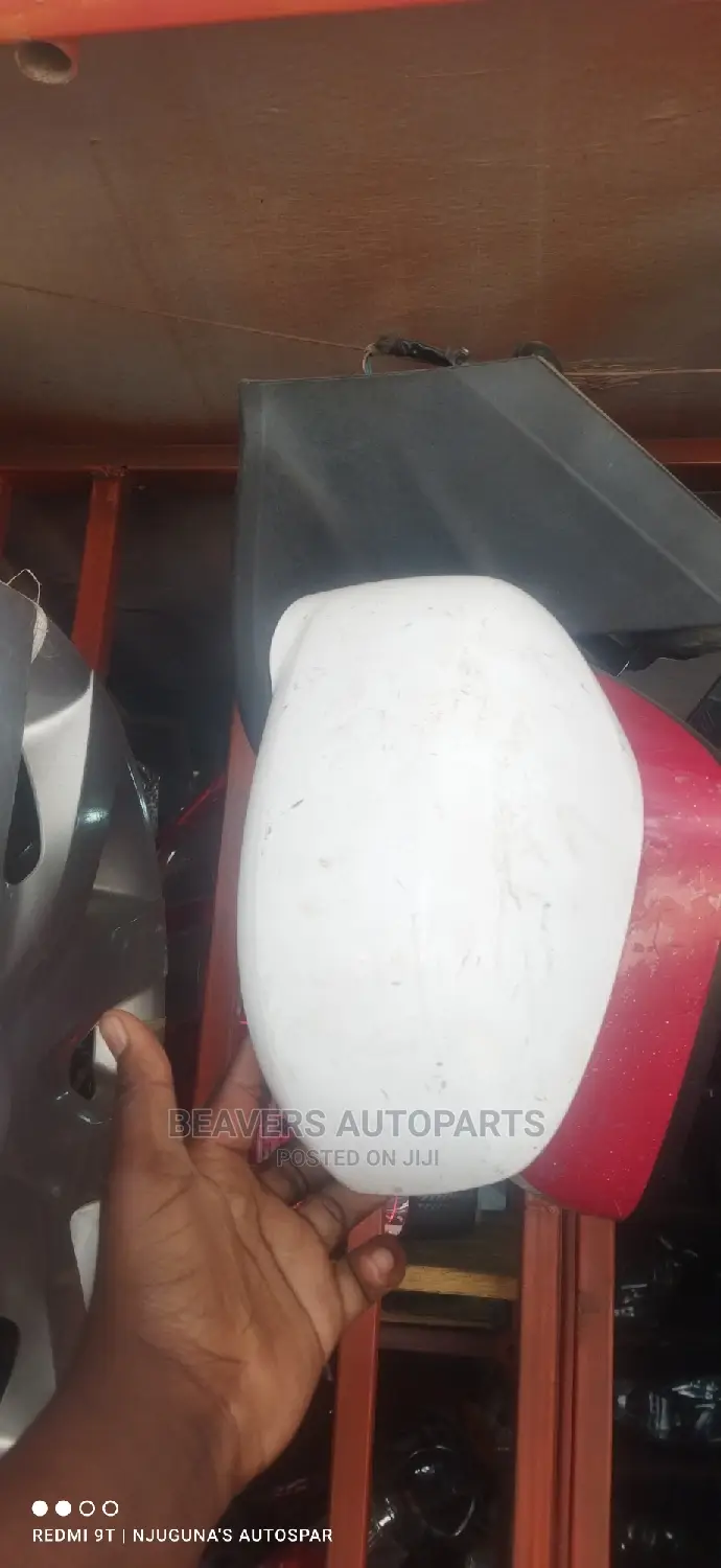 Nissan Wingroad Y12 Side Mirror