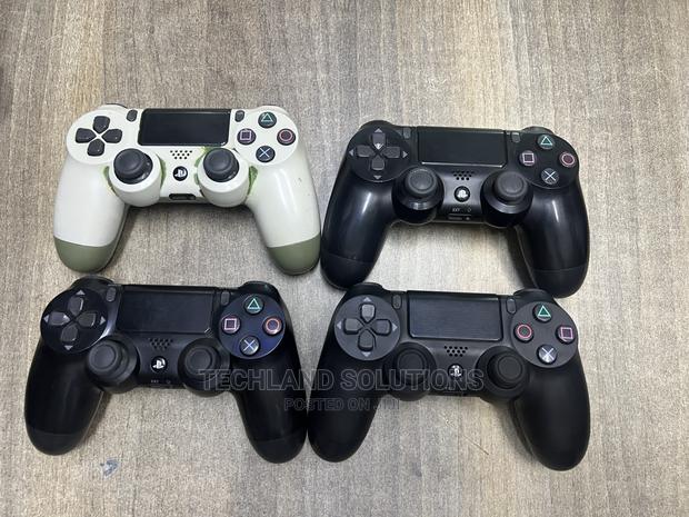 Original Used Ps4 Pads - thumbnail 2