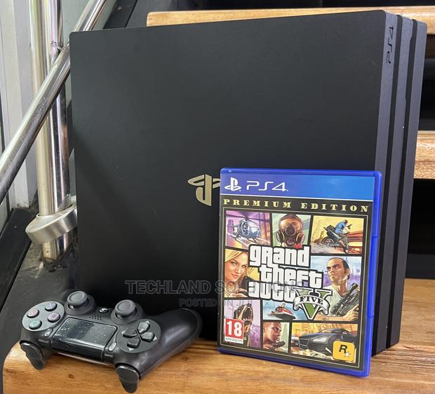 PS 4 Pro , Jet Black - thumbnail 3
