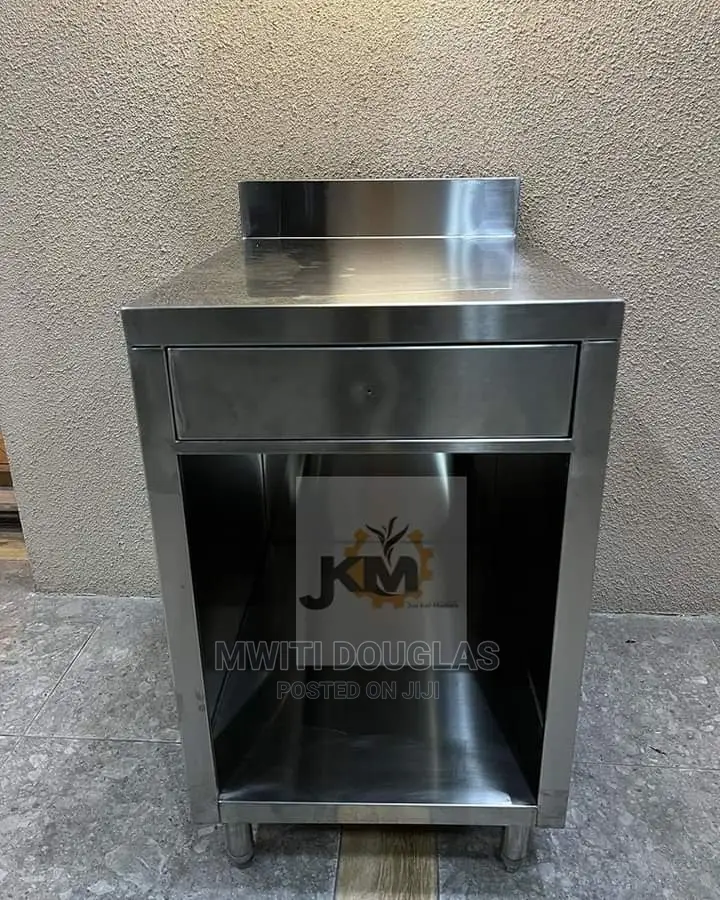 Cabinet Working Table