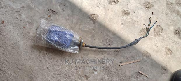 Floating Switch - thumbnail 2