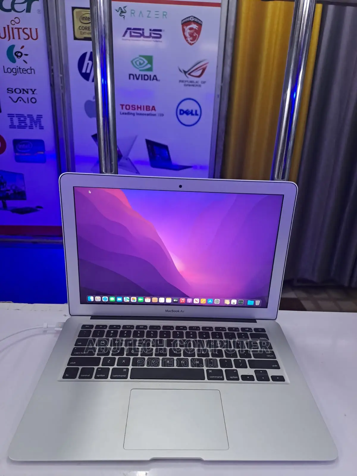 Laptop Apple MacBook Air 8GB Intel Core I7 SSD 512GB