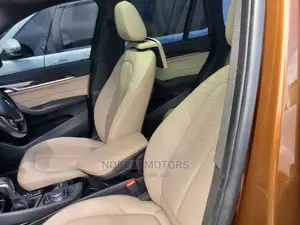 BMW X1 xDrive28i AWD 2016 Brown