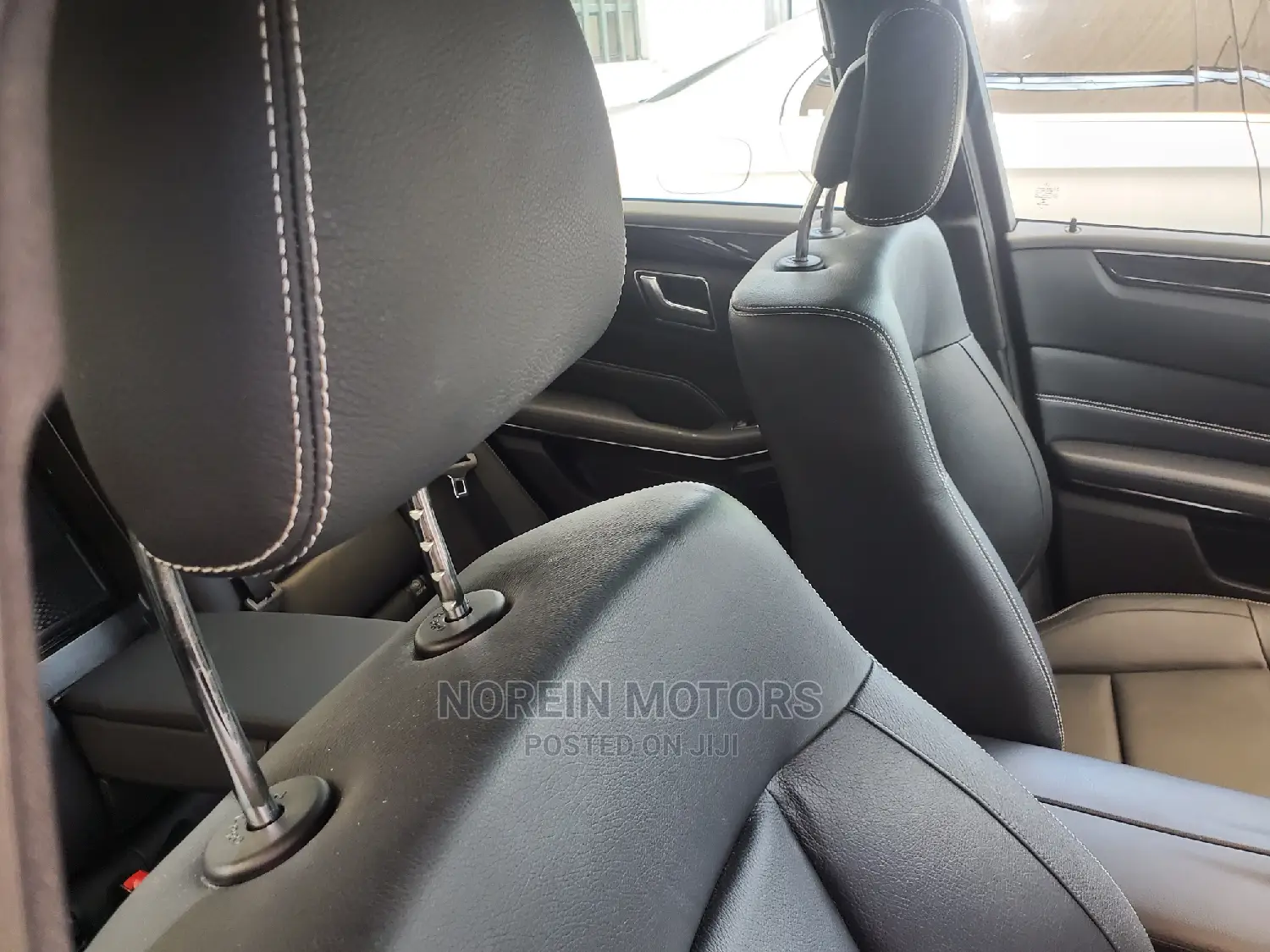 Mercedes-Benz E250 2015 Brown