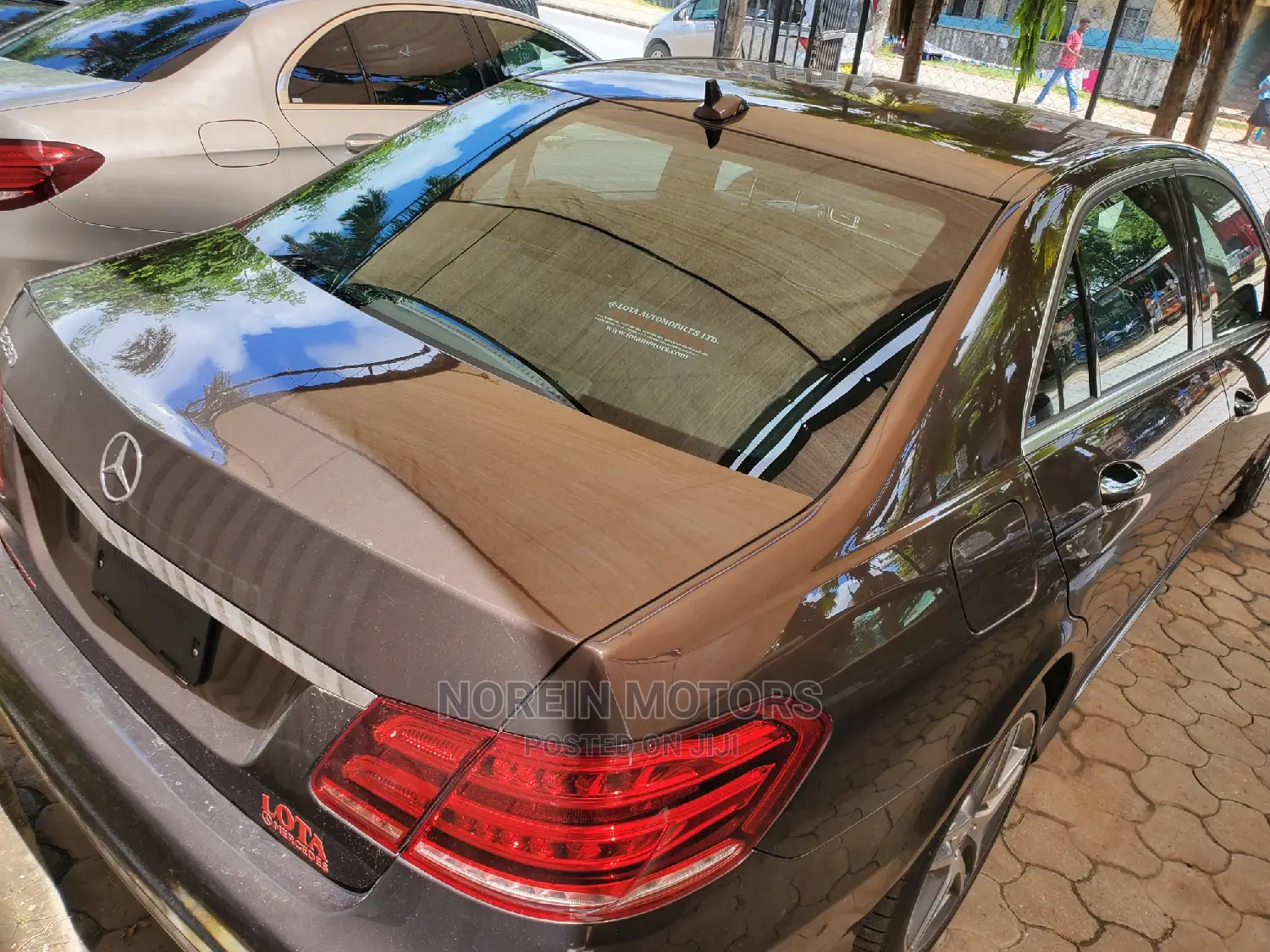 Mercedes-Benz E250 2015 Brown