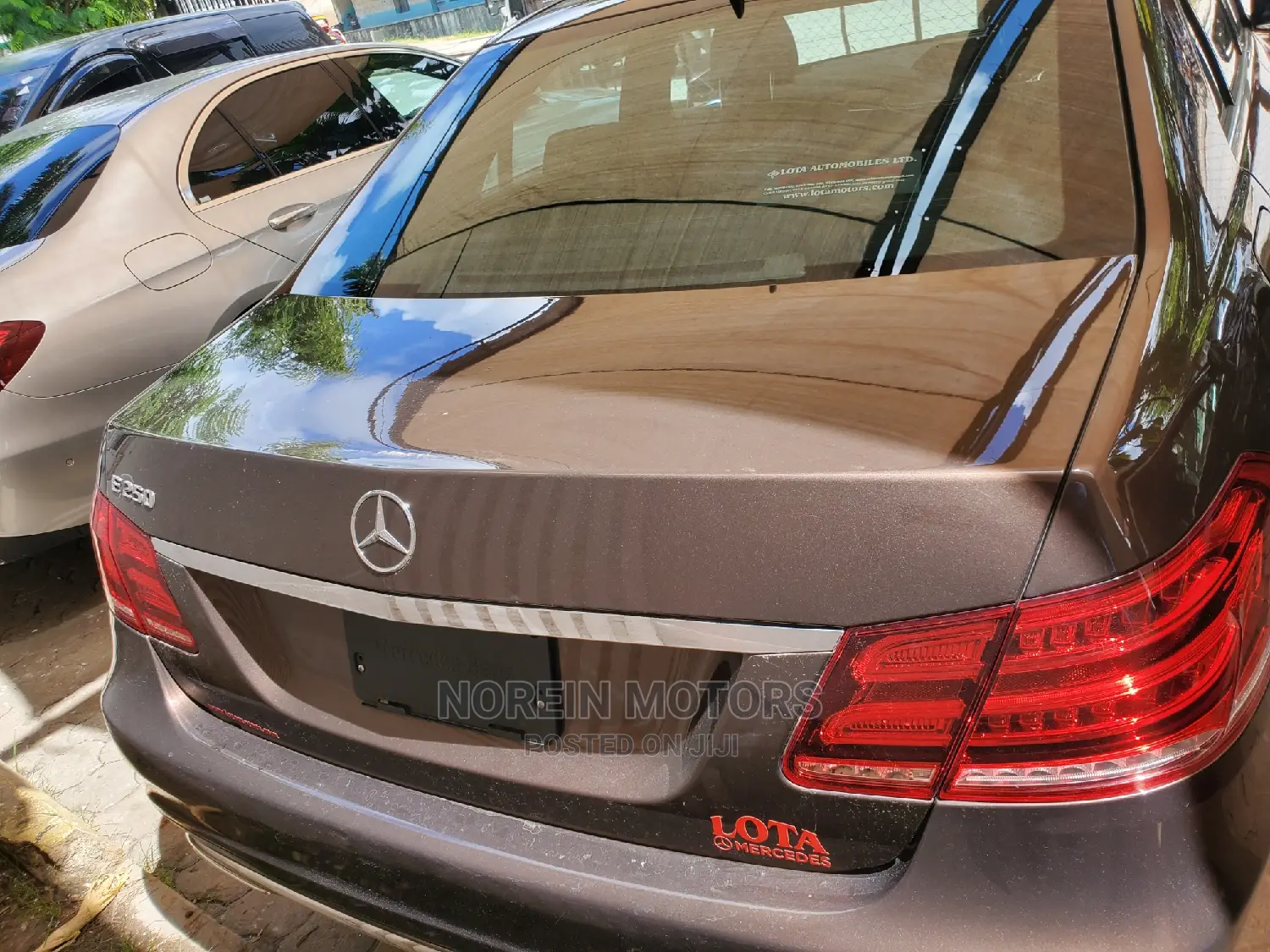 Mercedes-Benz E250 2015 Brown