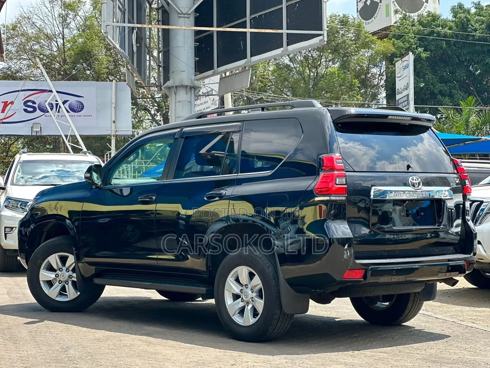 Toyota Land Cruiser Prado 2017 Matt Black