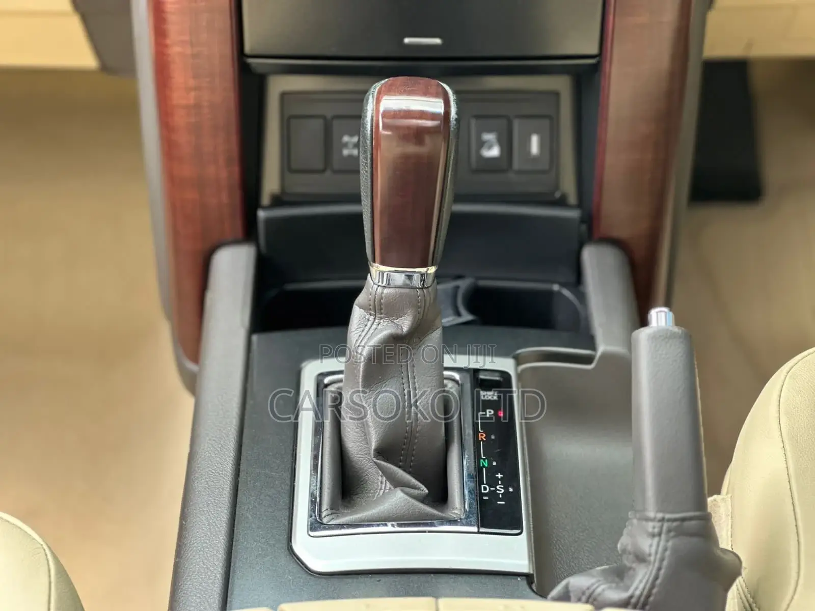 Toyota Land Cruiser Prado 2016 White