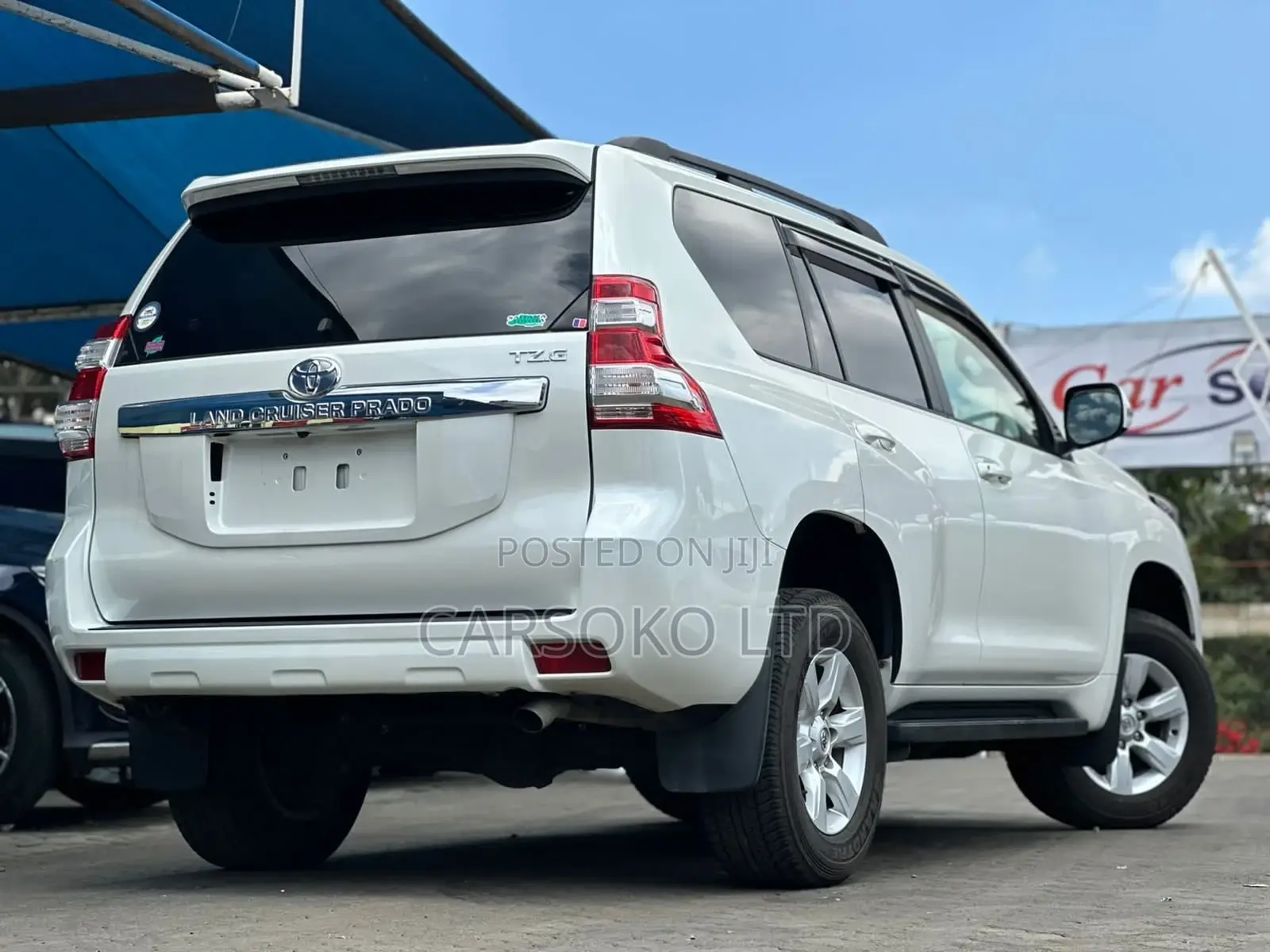 Toyota Land Cruiser Prado 2016 White