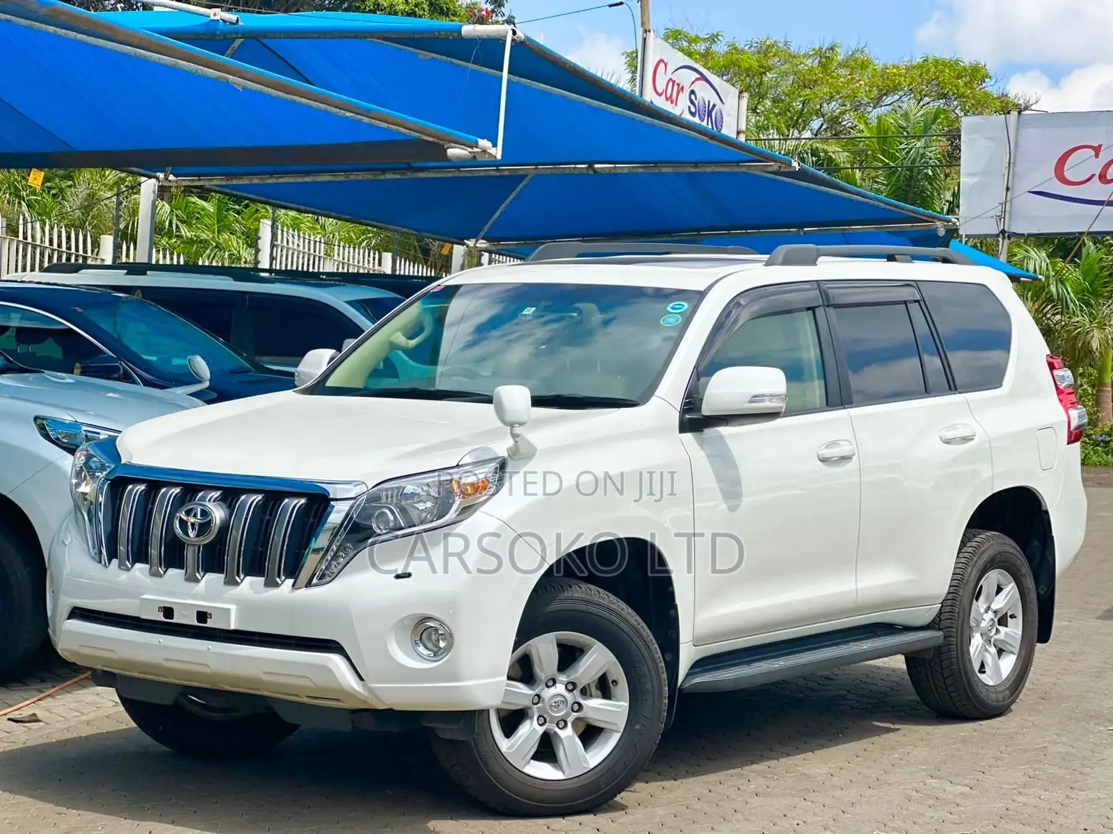 Toyota Land Cruiser Prado 2016 White
