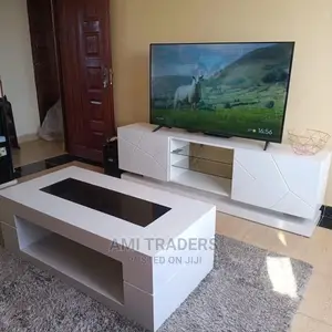 White Coffee Table With Mirror