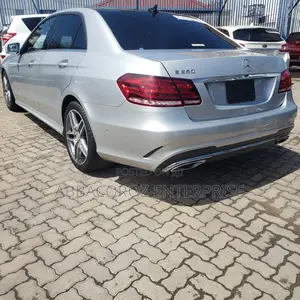 Mercedes-Benz E250 2016 Silver
