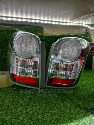 Toyota Fielder 2010 Clear Taillight / Backlight