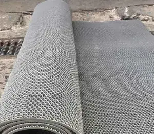 Protect Your Floor With Perforated PVC Spaghetti Carpets
