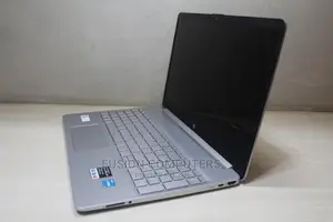 New Laptop HP 15 4GB Intel Core I3 SSD 256GB