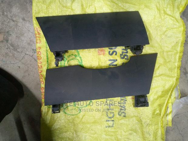 Noah 2010 Dashboard Doors - main view