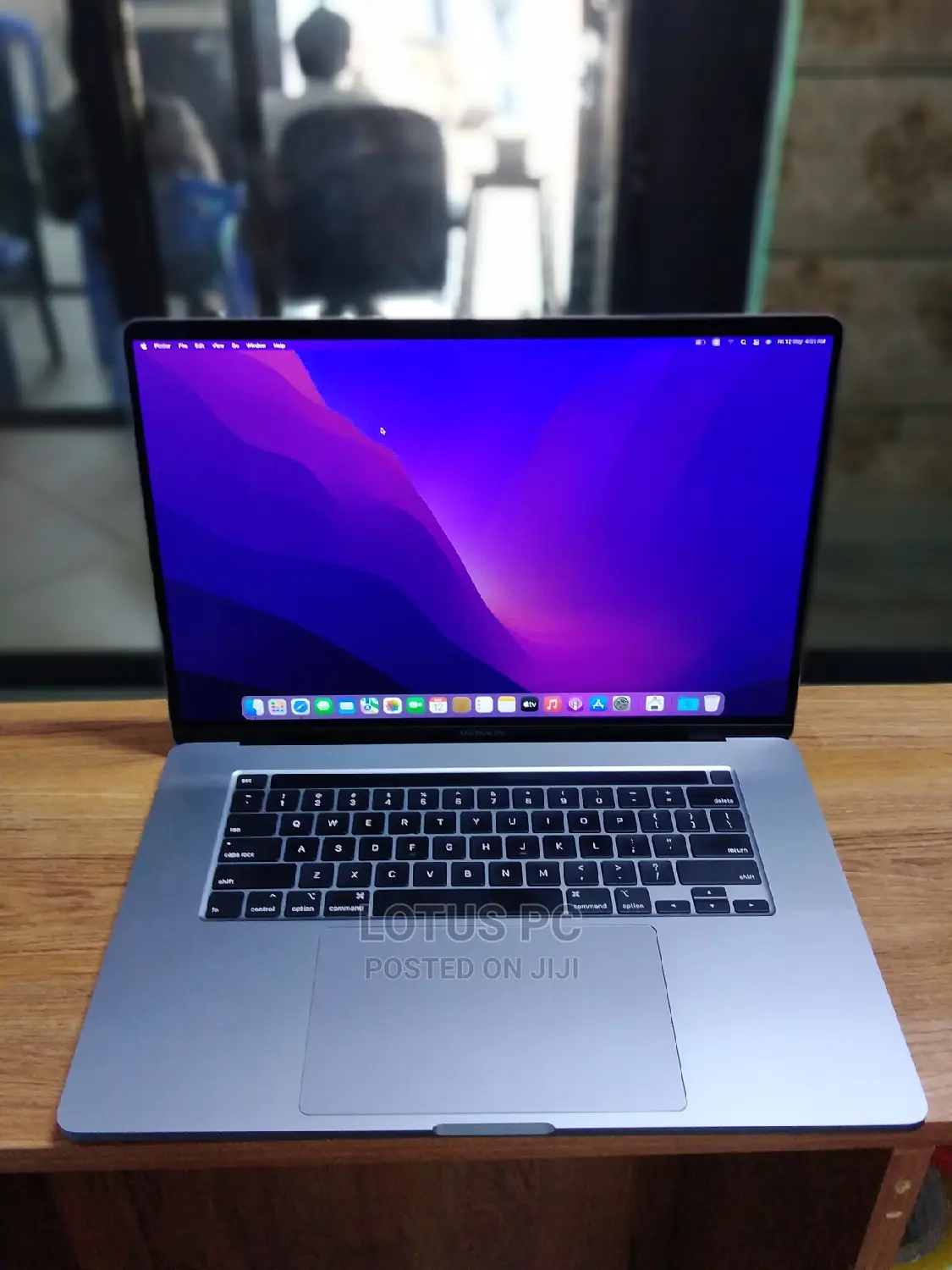 Laptop Apple MacBook Pro 2019 16GB Intel Core I7 SSD 512GB
