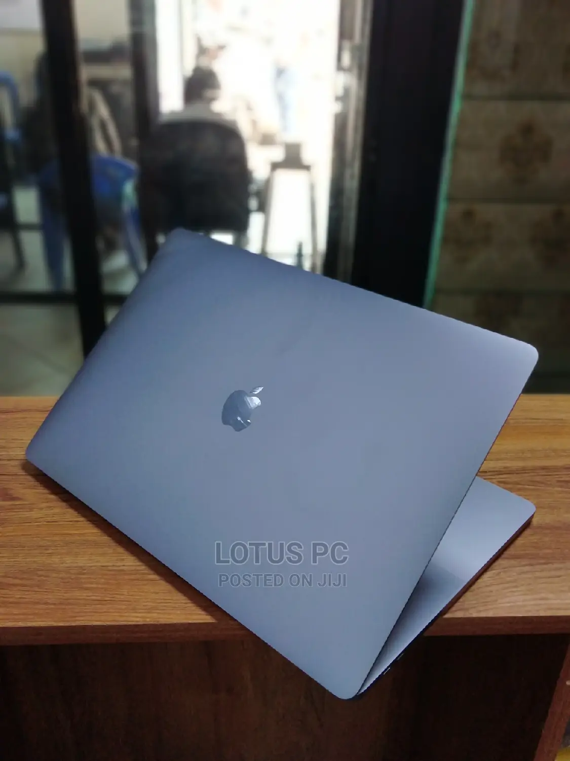 Laptop Apple MacBook Pro 2019 16GB Intel Core I7 SSD 512GB