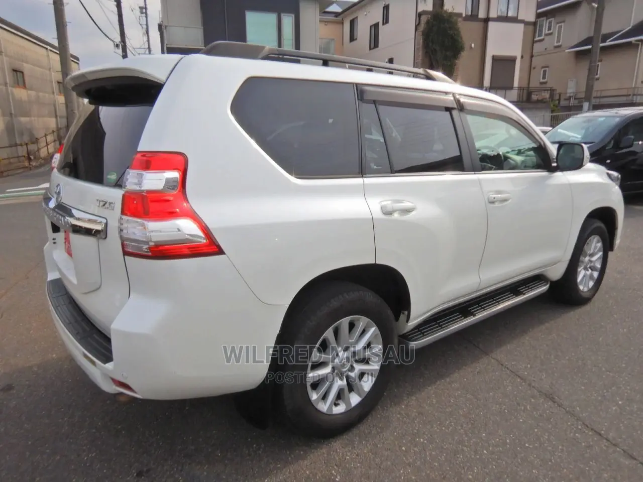 Toyota Land Cruiser Prado 2016 White