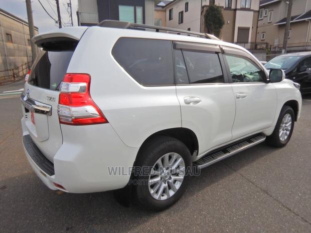 Toyota Land Cruiser Prado 2016 White - thumbnail 7