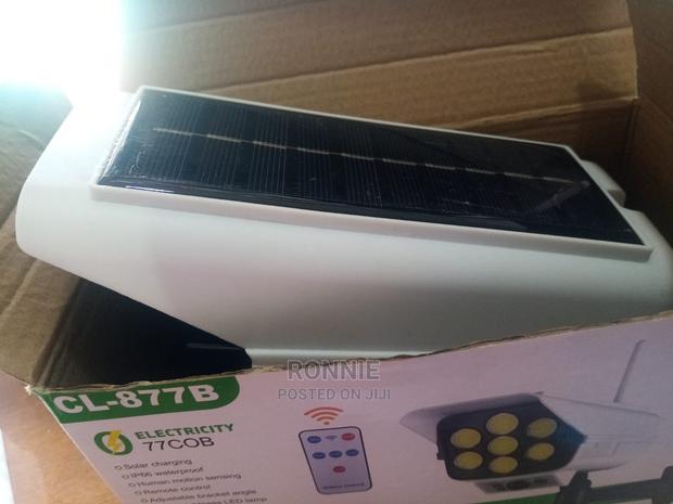 180watts 2 in 1 Solar Light Security Dummy Camera - thumbnail 3