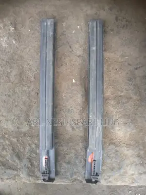 Harrier 240 Roof Moulding