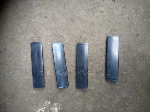 Harrier 240 Roof Moulding - thumbnail 6