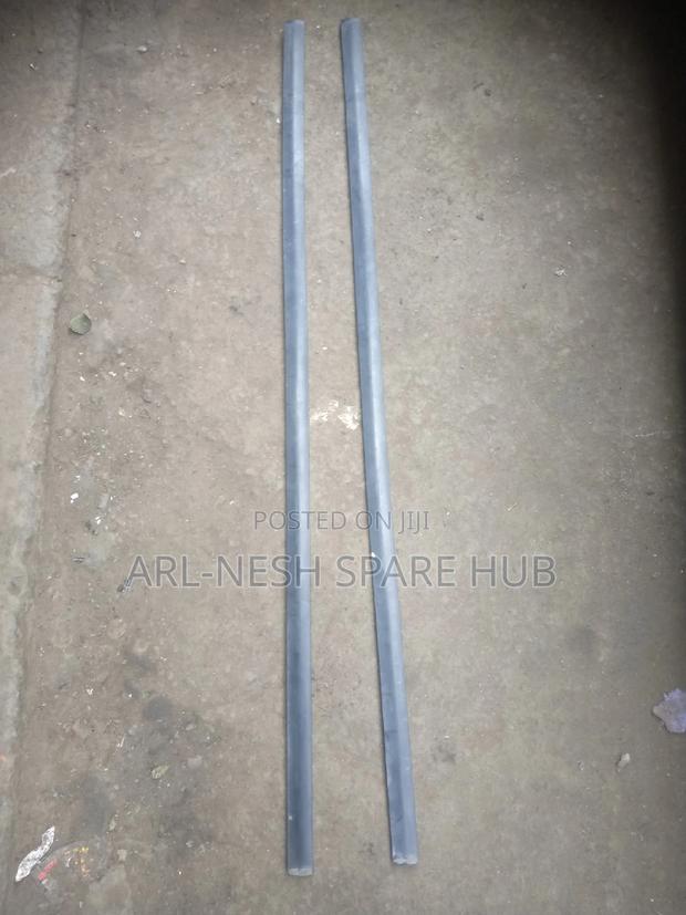 Harrier 240 Roof Moulding - thumbnail 10