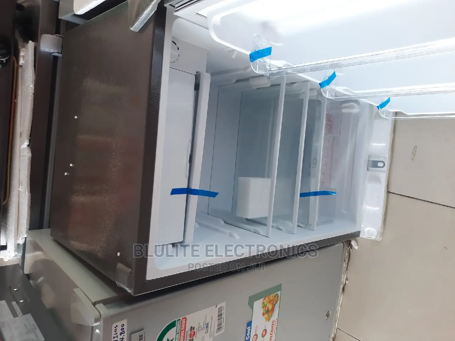 Roch Refrigerator