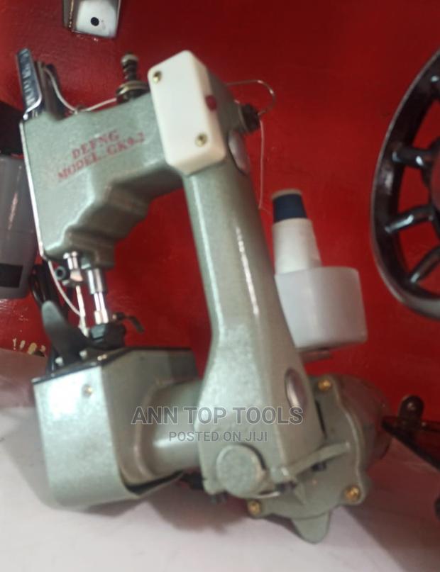 Bag Closer Sewing Machine - main view