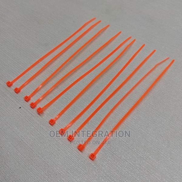 2.5X150 Orange Color Self-Locking Plastic Wire Zip Tie - thumbnail 2