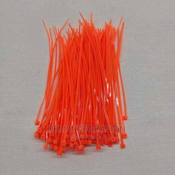 2.5X150 Orange Color Self-Locking Plastic Wire Zip Tie - main view