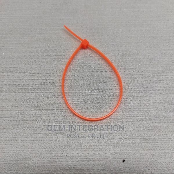 2.5X150 Orange Color Self-Locking Plastic Wire Zip Tie - thumbnail 3