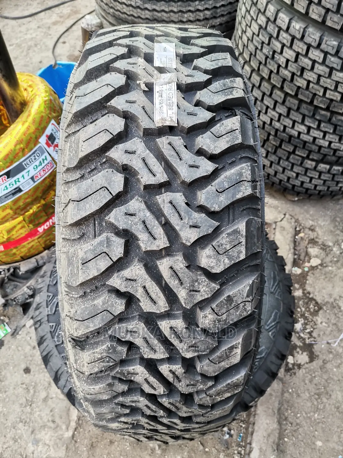 285/65r18 Accelera Tyre Made in Indonesia (M/T