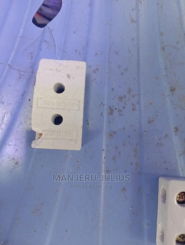Porcelain Connector - thumbnail 3