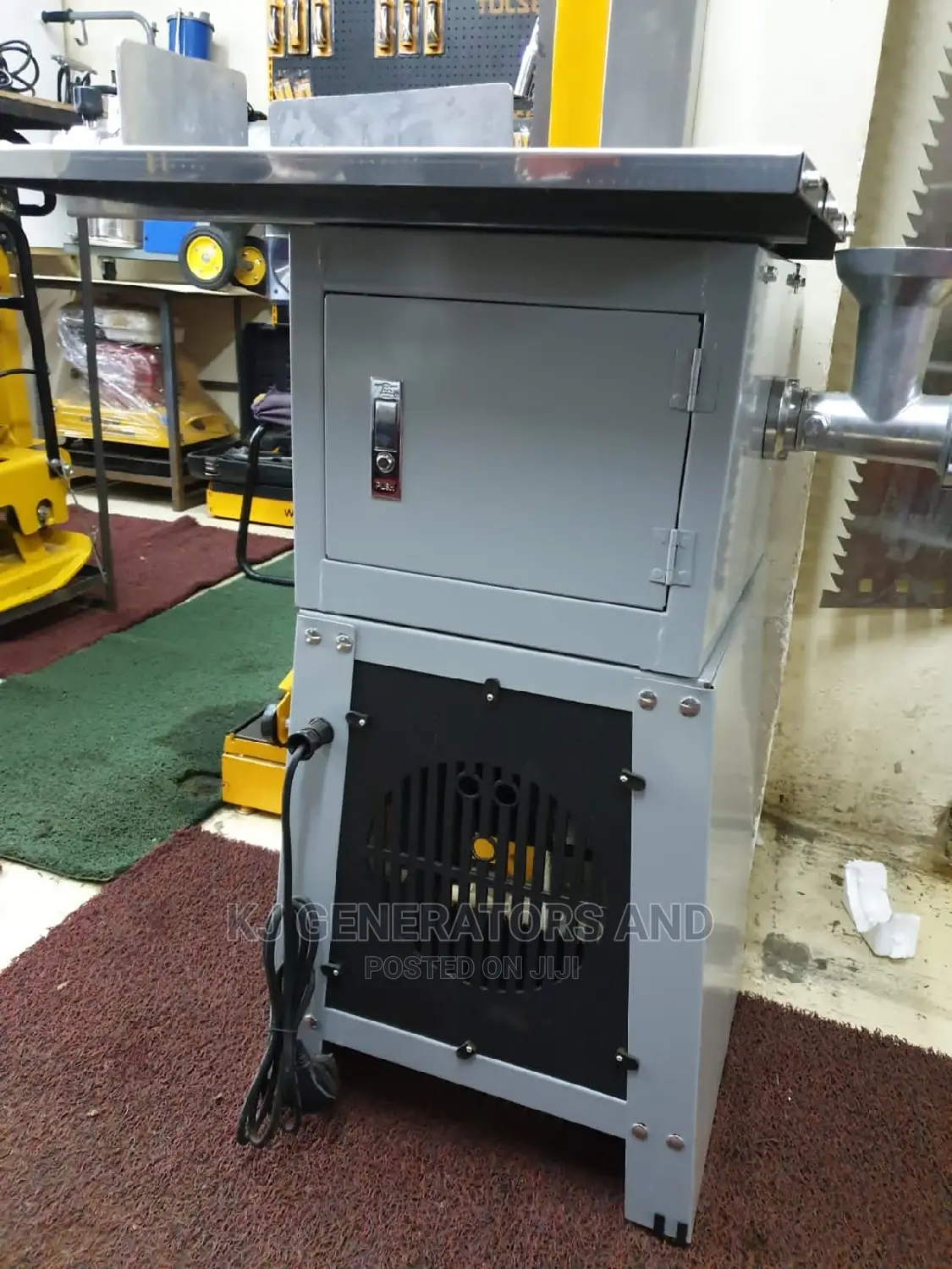 Borne Saw Cutting Machine