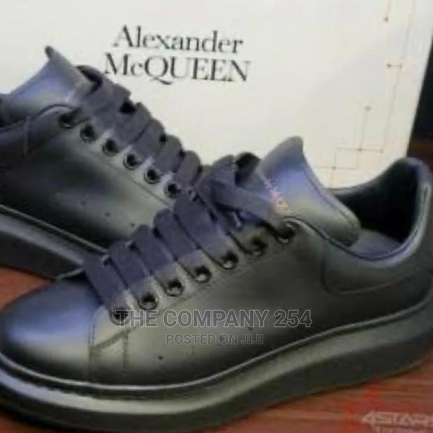 Alexander McQueen Original Size 40-44 Price 3500 - thumbnail 3