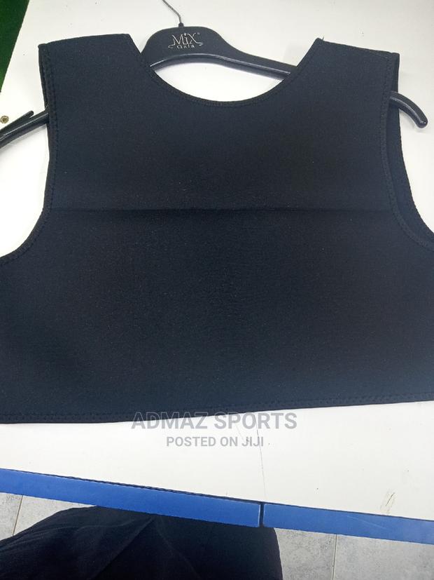 Sports Trainer Vest - thumbnail 3