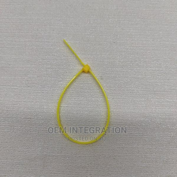 Yellow Cable Ties 2.5x150mm - thumbnail 2