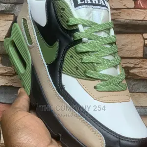 Nike Airmax 90 NRG Lahar Escape KSH 3800
Size 40—-45