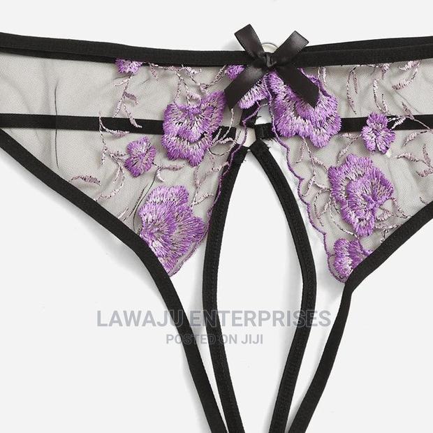 Open Crotch 2pc Lace Lingerie Set - thumbnail 4