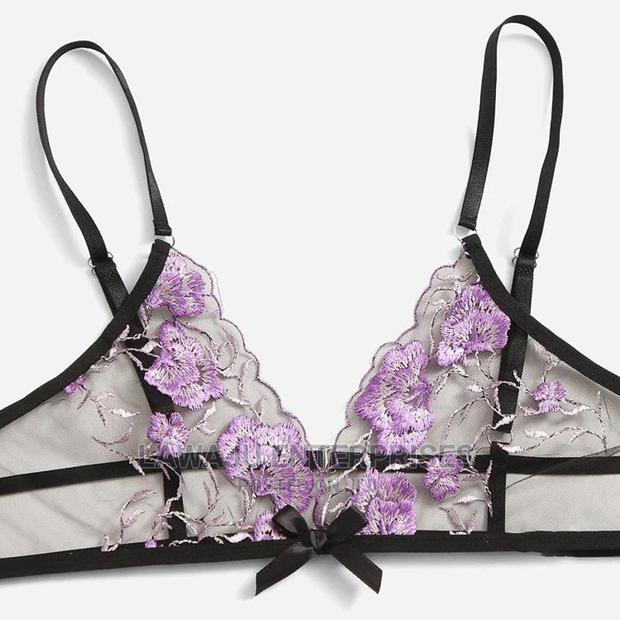 Open Crotch 2pc Lace Lingerie Set - thumbnail 3