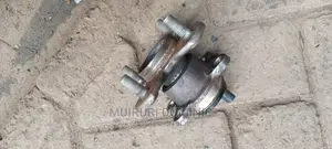Rear Hub Daihatsu Mira