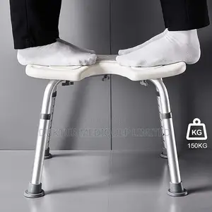 Shower Chair With Cutout for Extra Cleaning