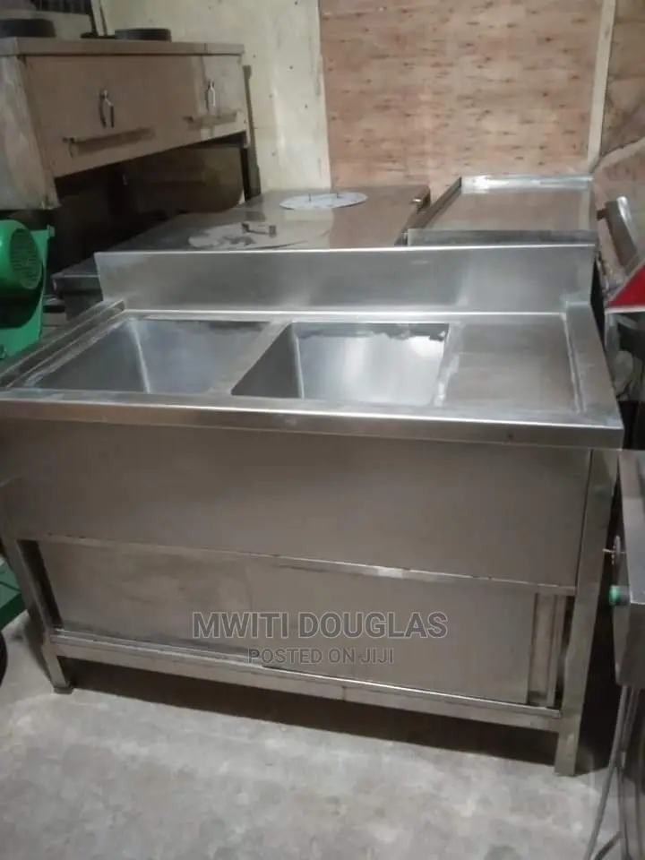 Double Sink Bowl Closed Cabinet