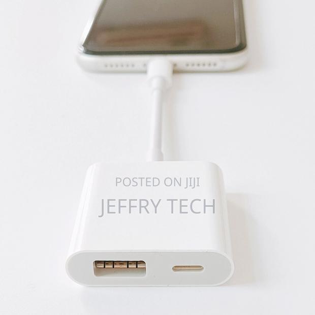USB Camera Adapter Easy to Transfer Photos Videos for iPhone - thumbnail 2