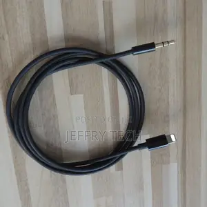 1m 3ft 8pin to 3.5mm AUX AUDIO CAR LINE OUT CABLE for iPhone
