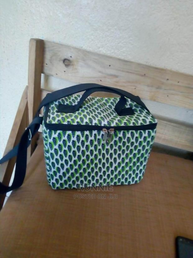 Lunch Bag - Delivery Available - main view