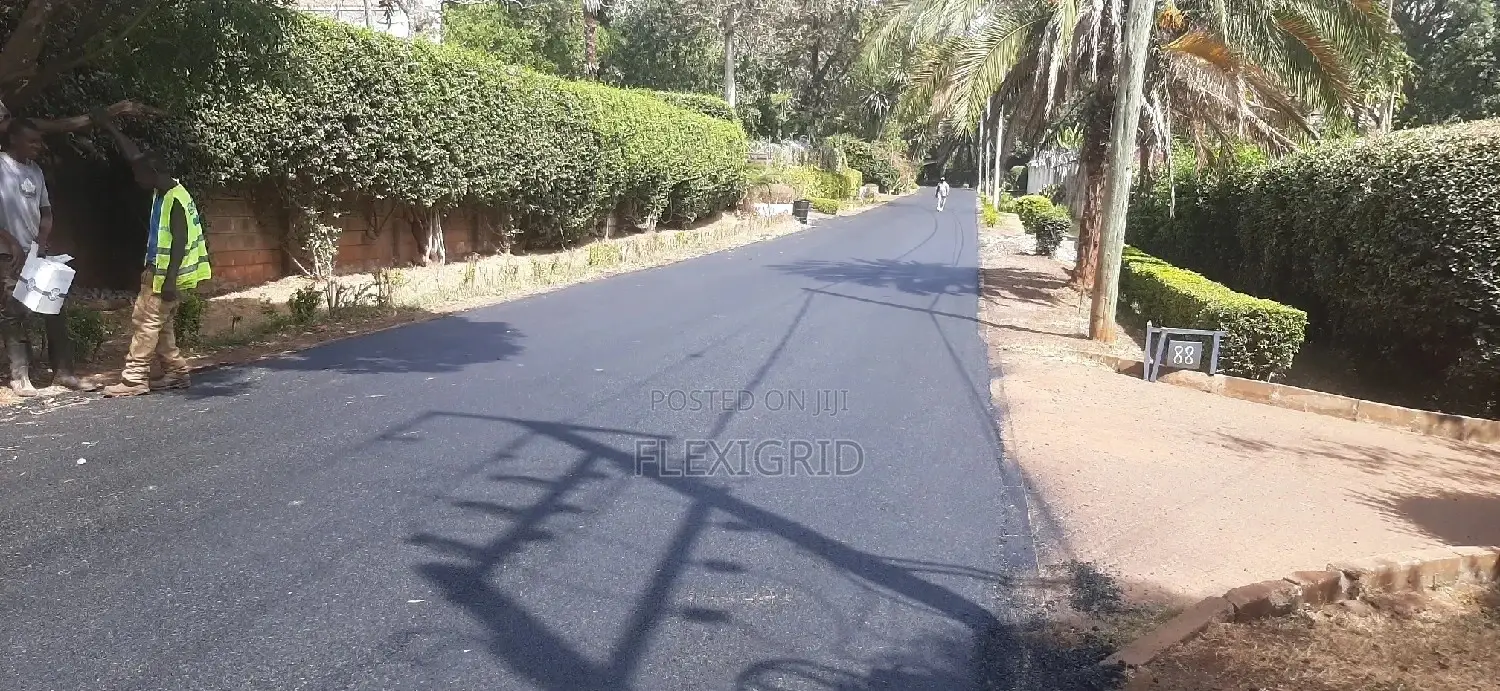 Paving, Tarmacking, Road Works