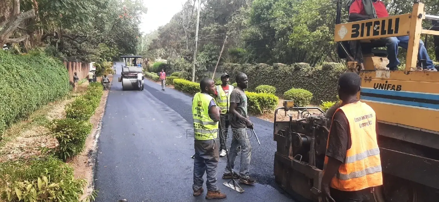 Paving, Tarmacking, Road Works
